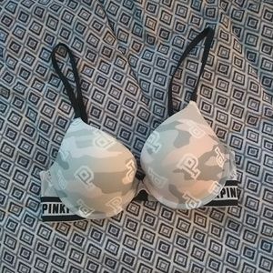 PINK camo bra